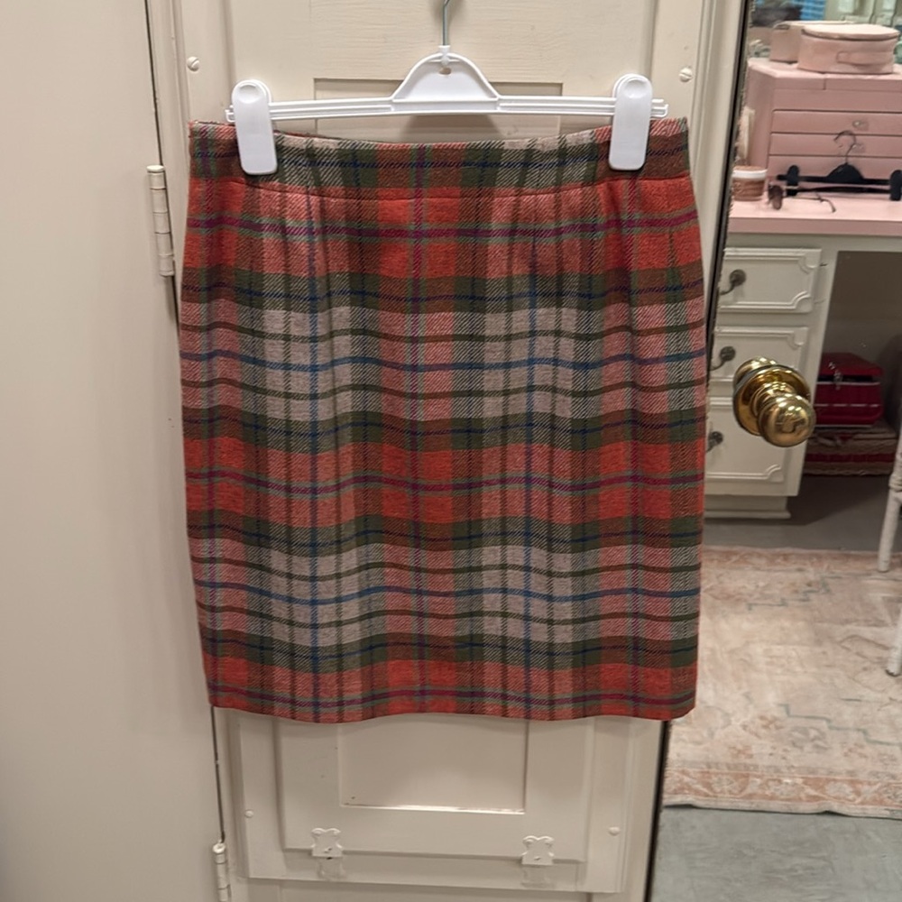 Classic! Pendleton wool size 10. Excellent condition! - Picture 3 of 4